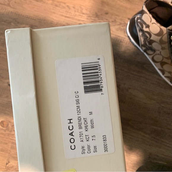 Coach Shoes - Picture 5 of 5